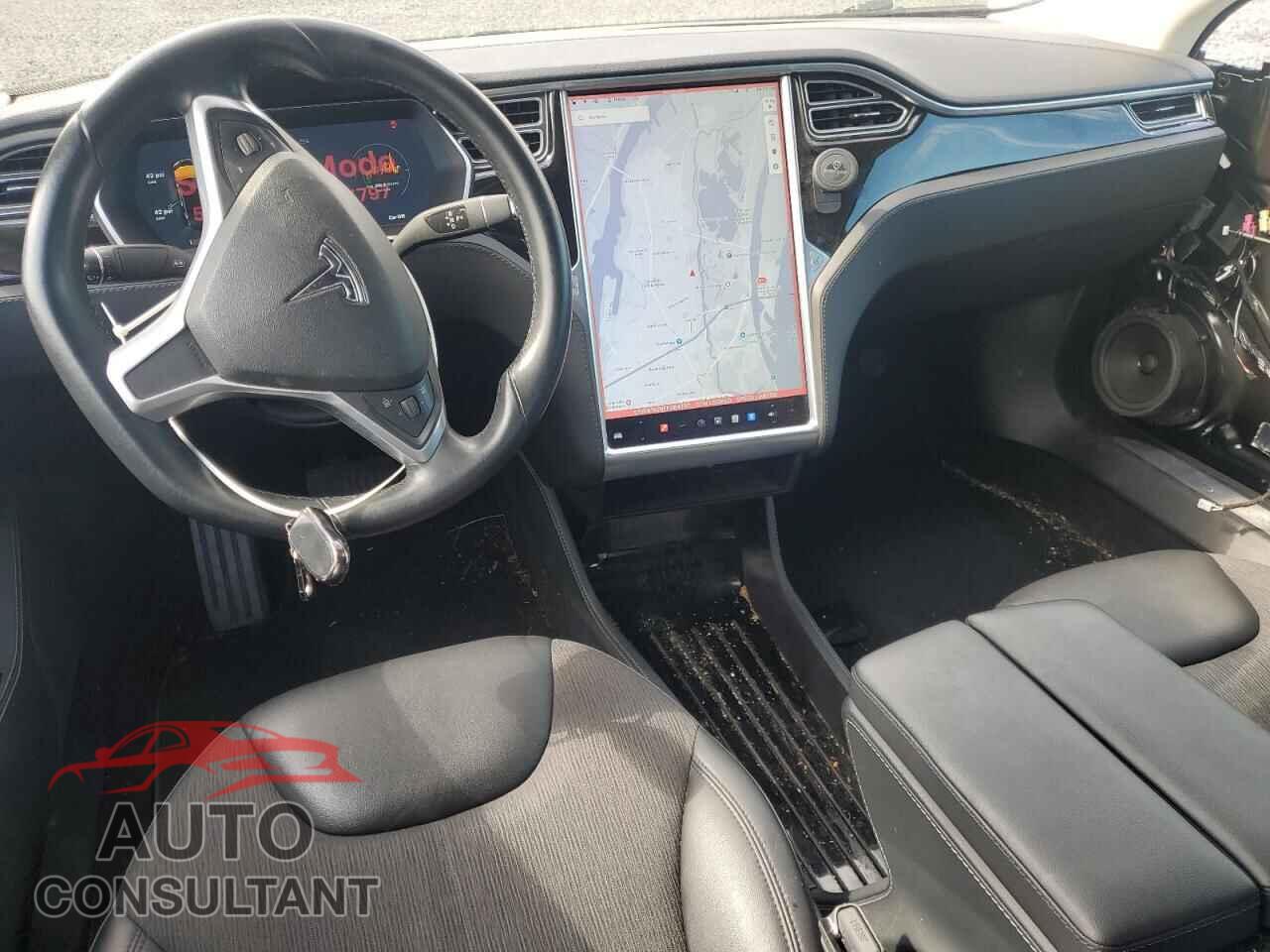TESLA MODEL S 2015 - 5YJSA1S28FF084797