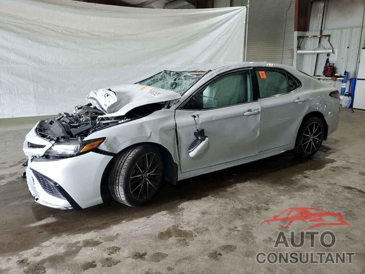TOYOTA CAMRY 2022 - 4T1G11AK6NU049992