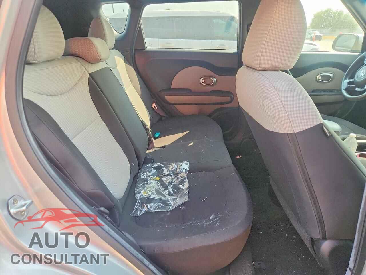 KIA SOUL 2015 - KNDJN2A28F7748108