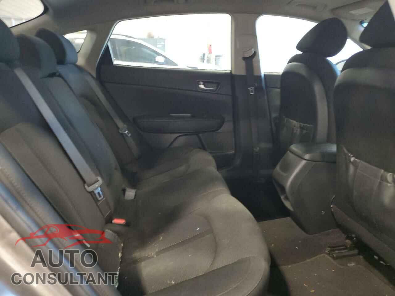 KIA OPTIMA 2018 - 5XXGT4L35JG220835