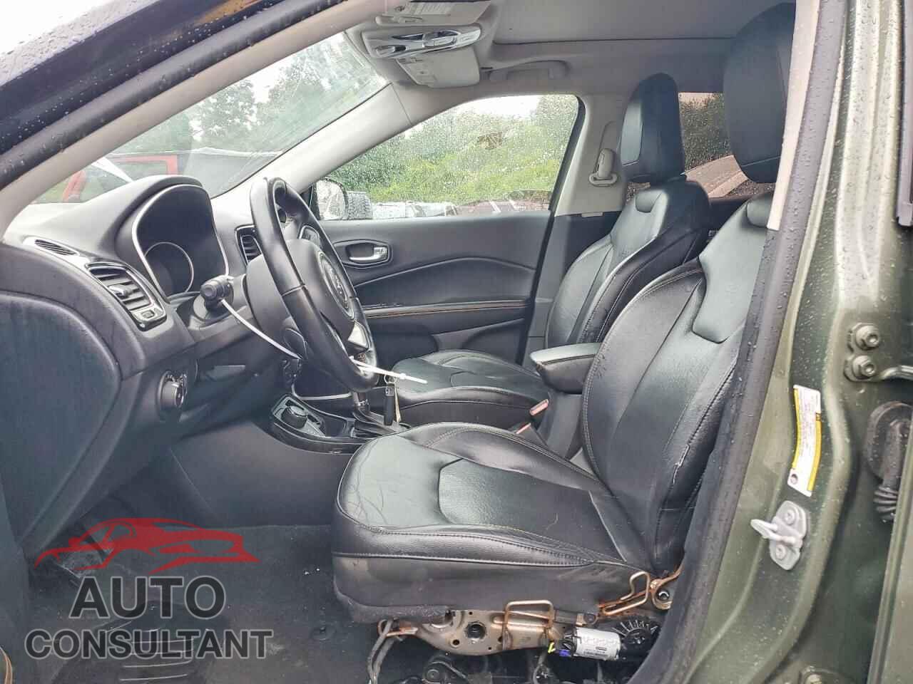 JEEP COMPASS 2018 - 3C4NJDCB4JT163665