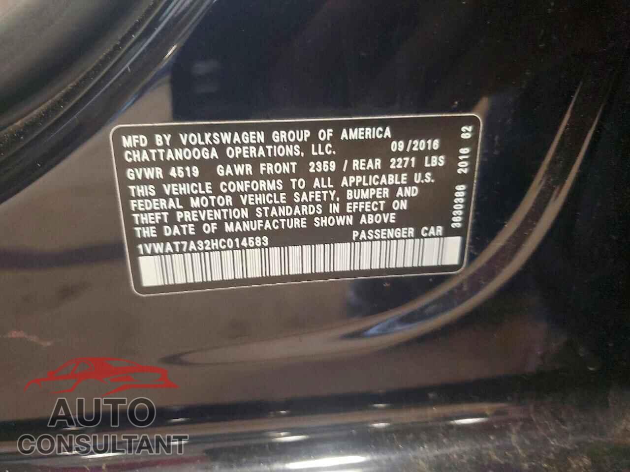 VOLKSWAGEN PASSAT 2017 - 1VWAT7A32HC014583