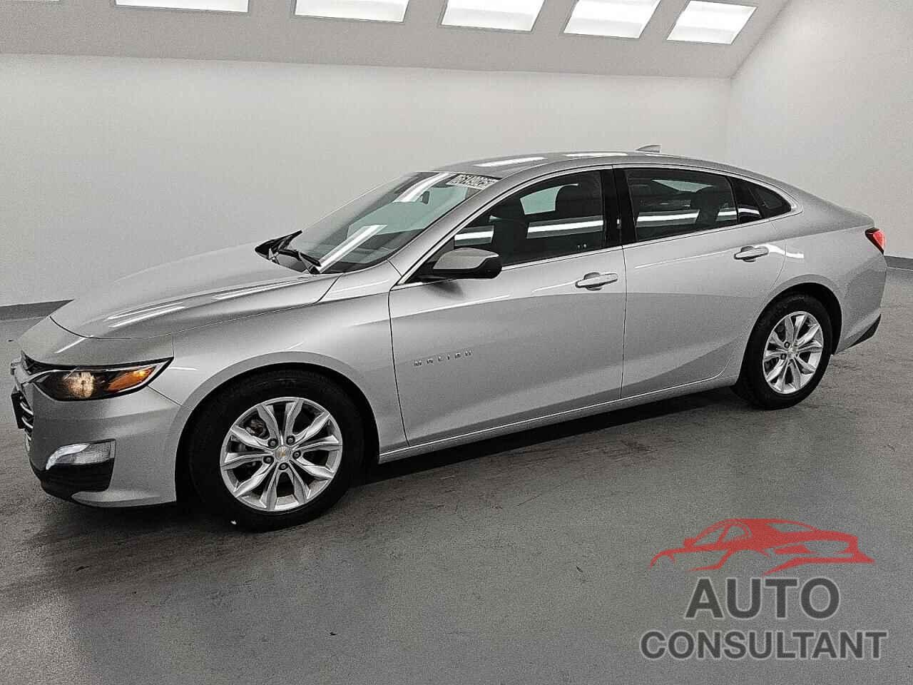 CHEVROLET MALIBU 2022 - 1G1ZD5ST2NF153296