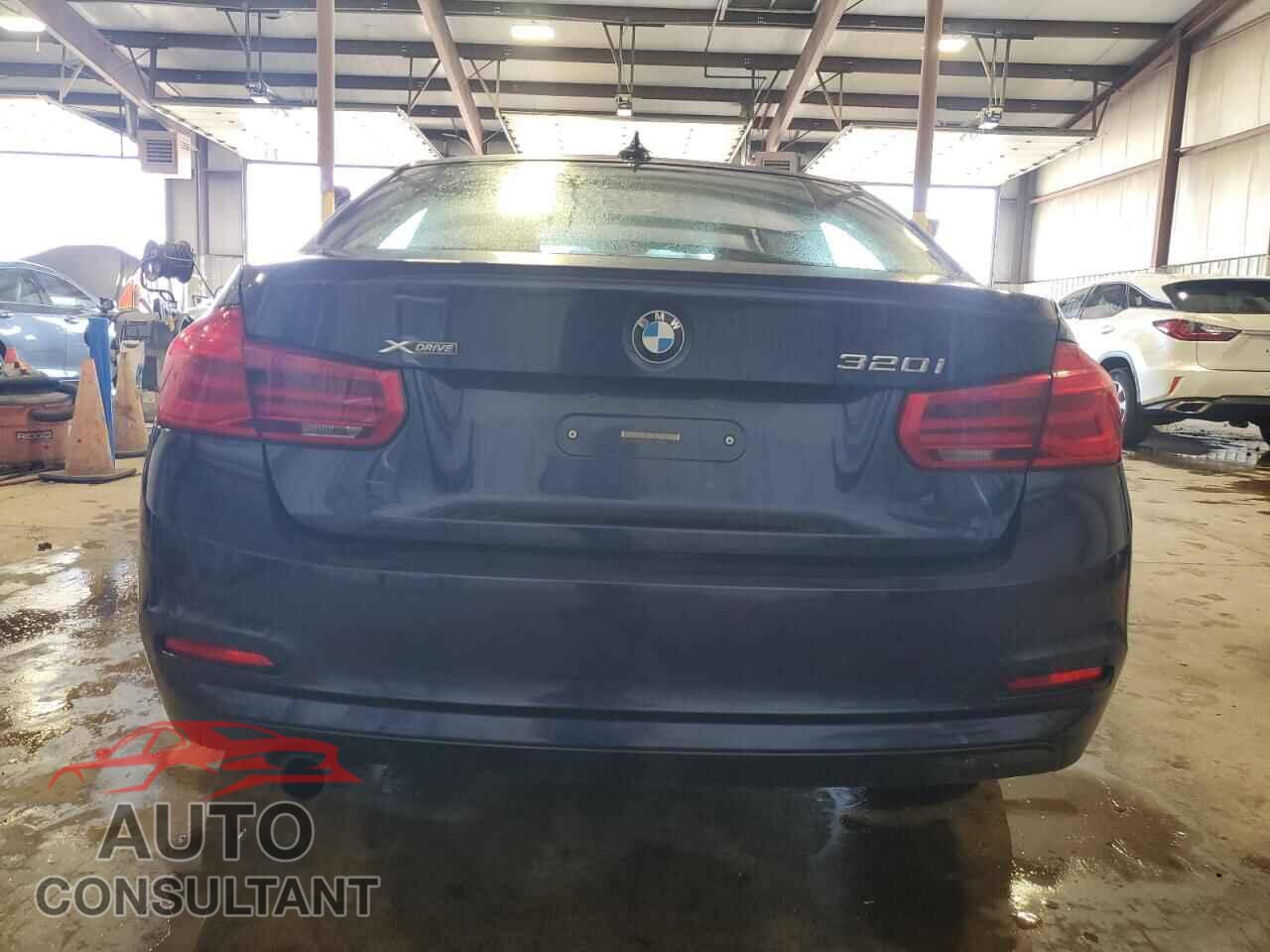 BMW 3 SERIES 2016 - WBA8E5G55GNU20219