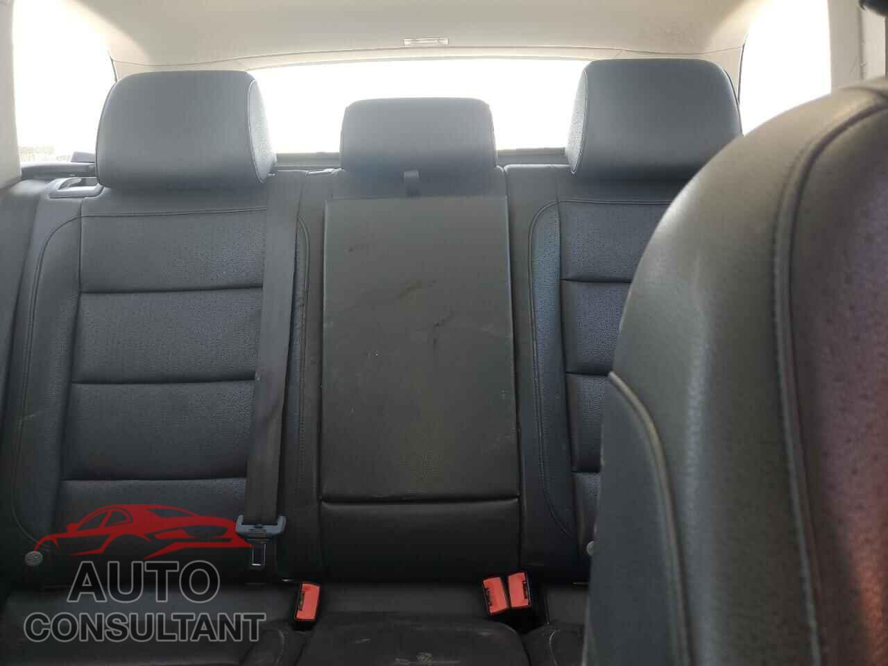 VOLKSWAGEN JETTA 2014 - 3VWML7AJ2EM615532