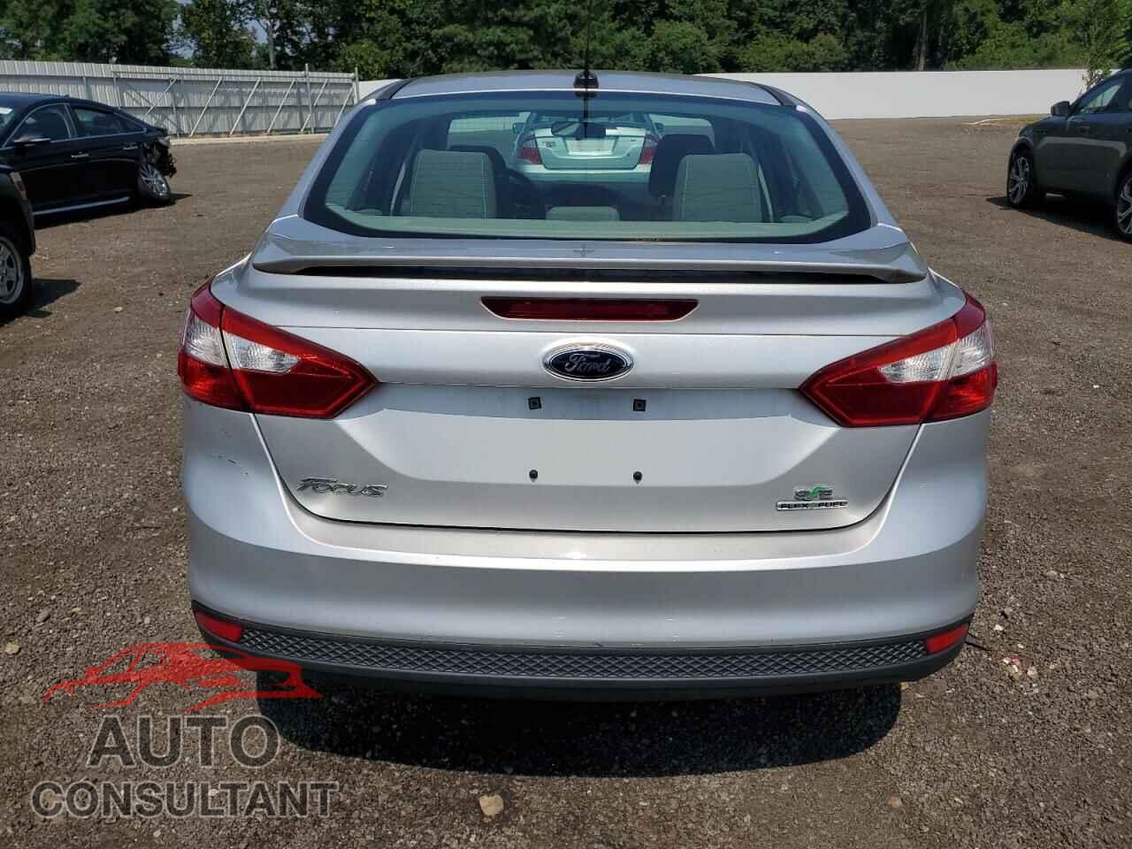 FORD FOCUS 2012 - 1FAHP3F25CL437381