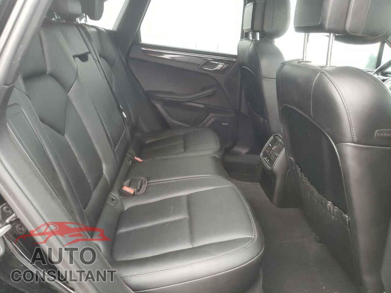 PORSCHE MACAN 2016 - WP1AB2A53GLB40247