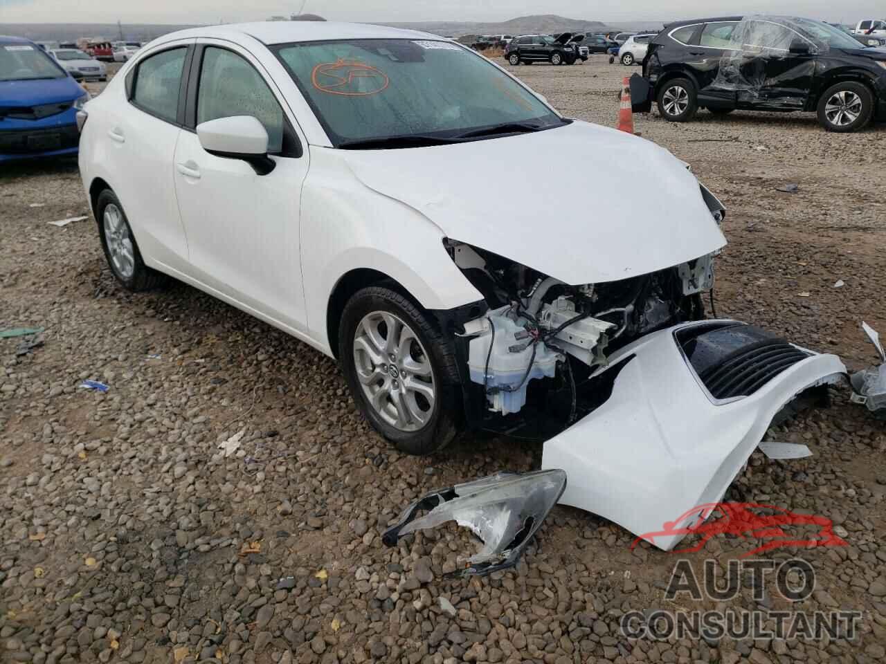 TOYOTA YARIS 2018 - 3MYDLBYV3JY304839