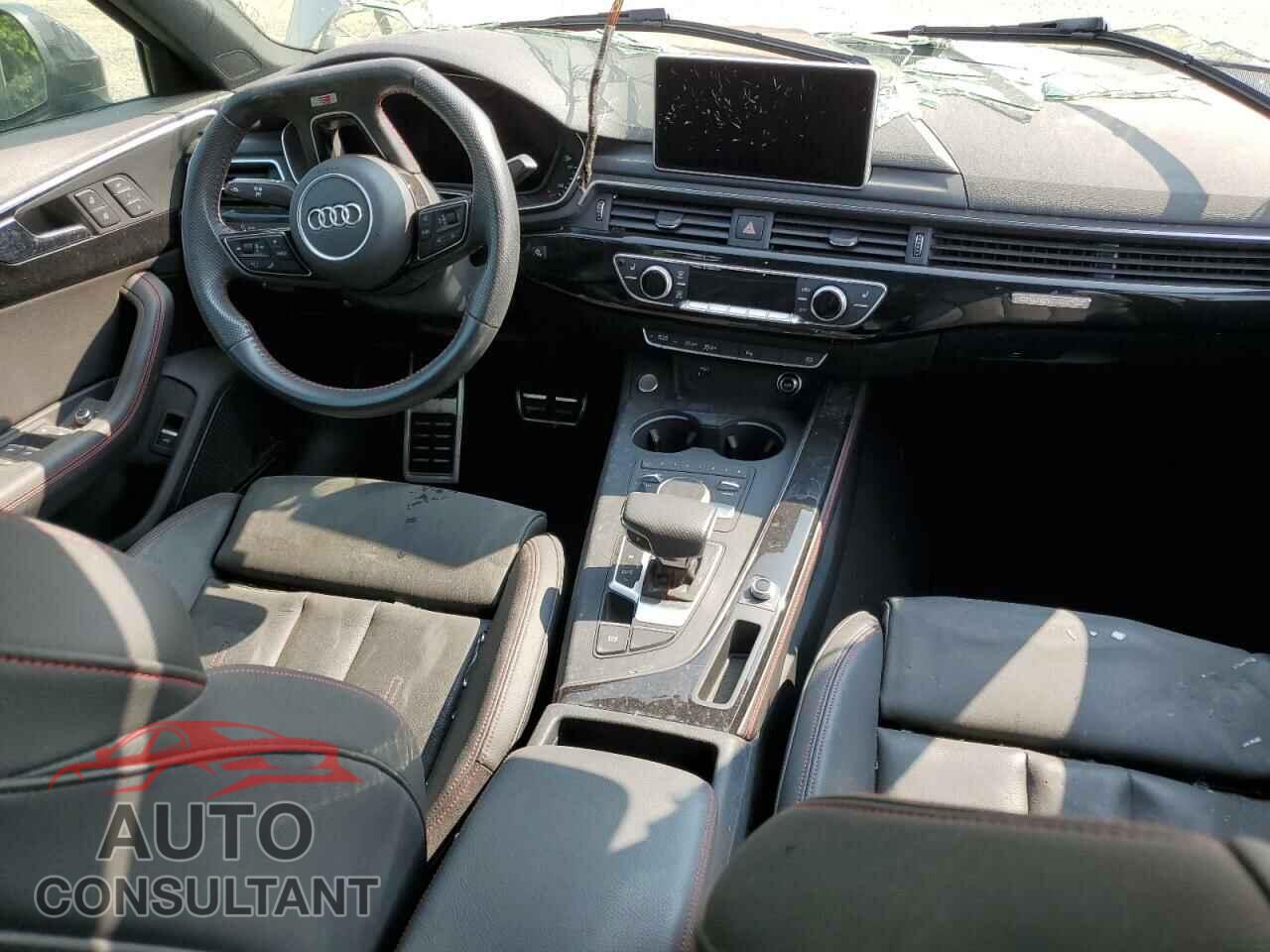 AUDI A4 2018 - WAUFNAF41JA205377