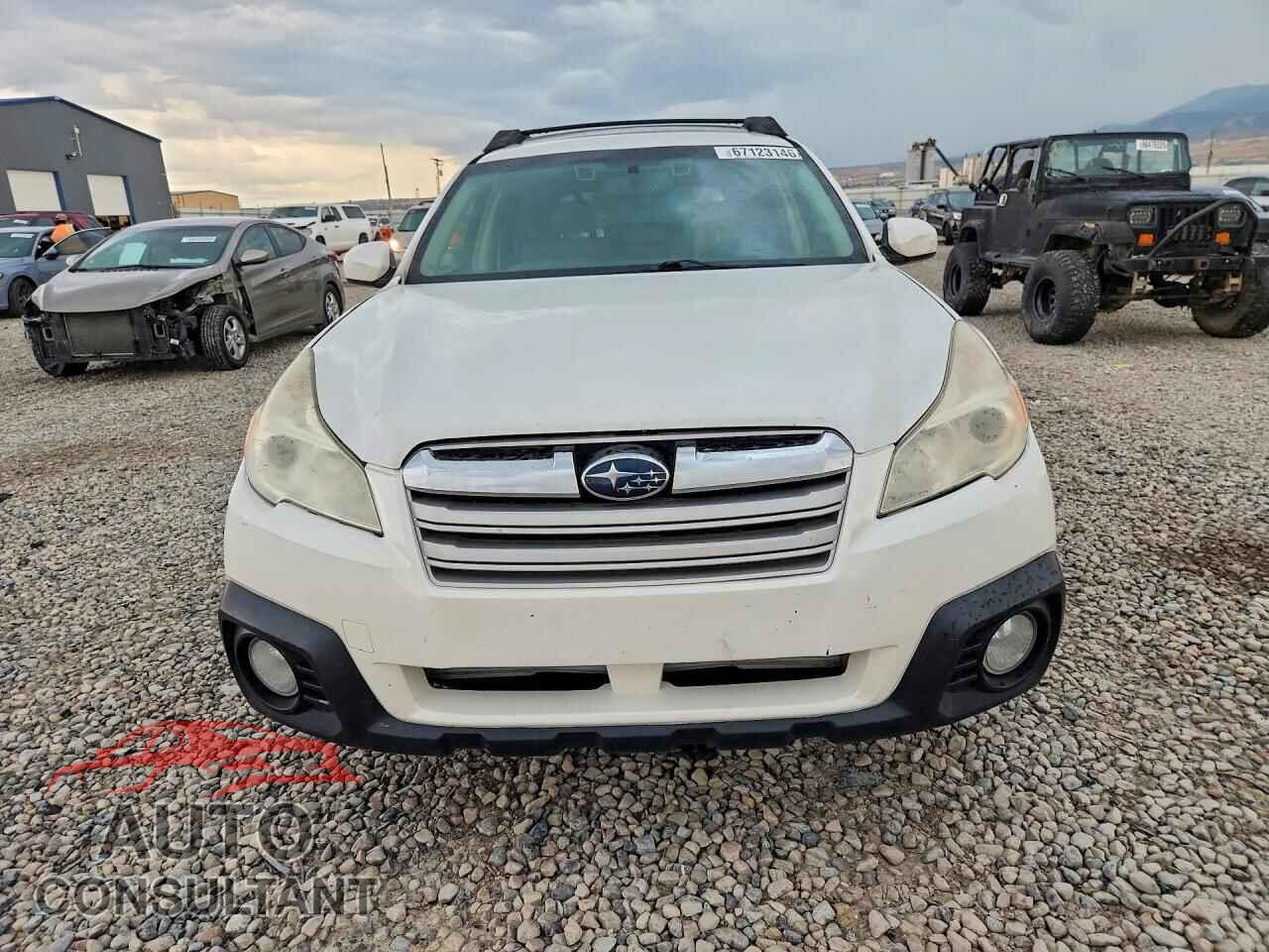 SUBARU OUTBACK 2013 - 4S4BRBPC8D3229519