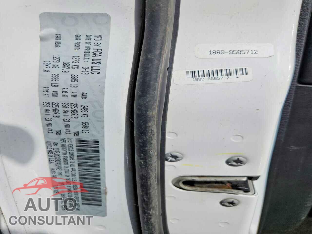 JEEP CHEROKEE 2019 - 1C4PJMDX2KD412443