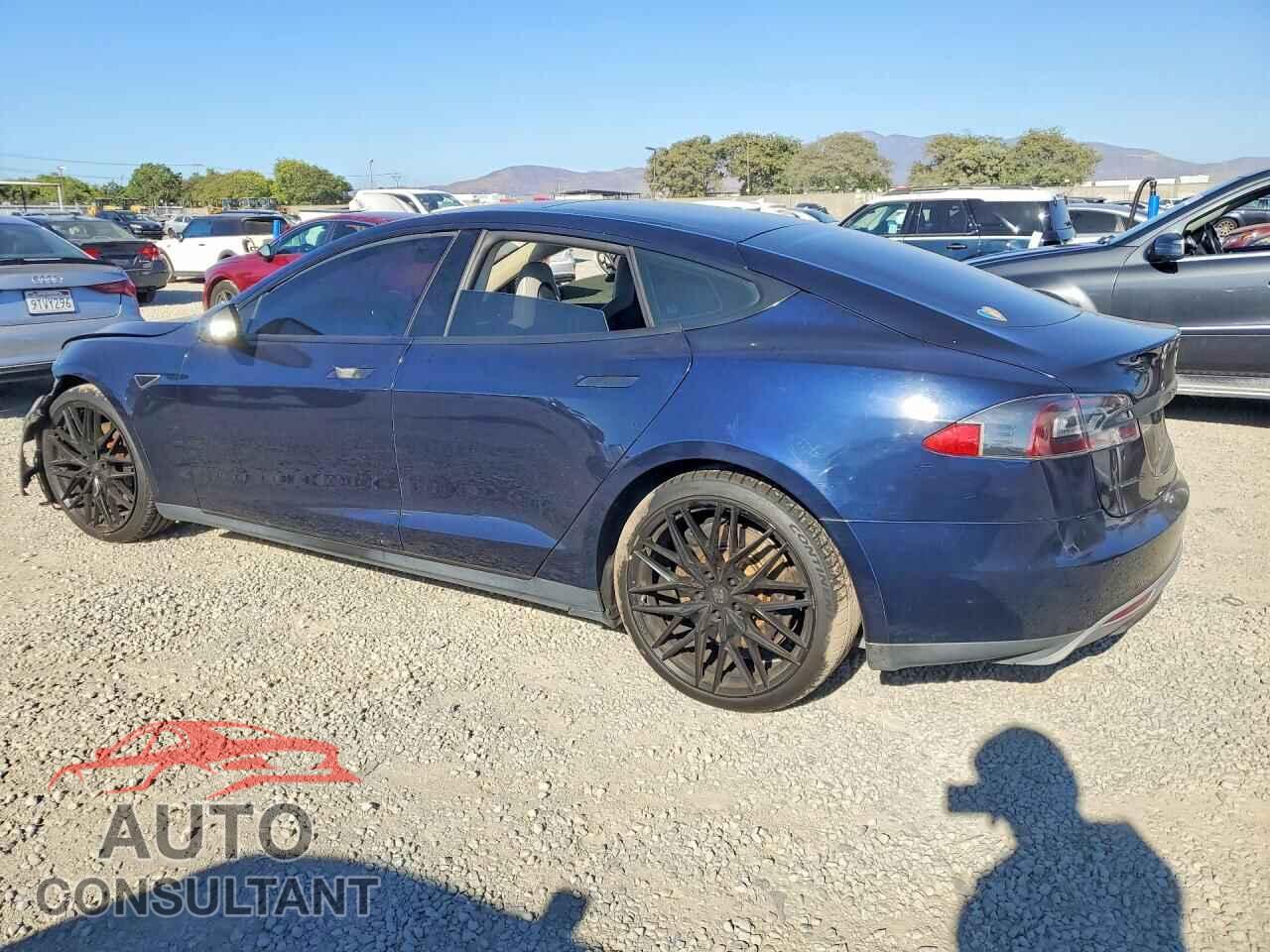 TESLA MODEL S 2014 - 5YJSA1H1XEFP29396