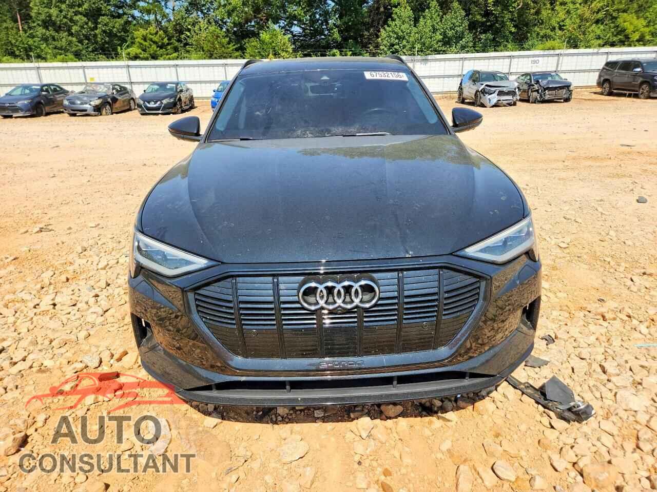 AUDI E-TRON 2021 - WA1AAAGE4MB008891