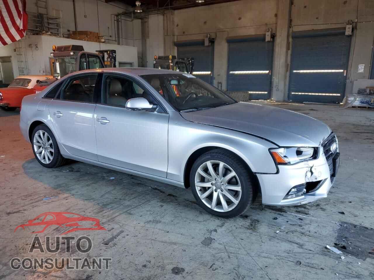 AUDI A4 2013 - WAUFFAFL0DN027284