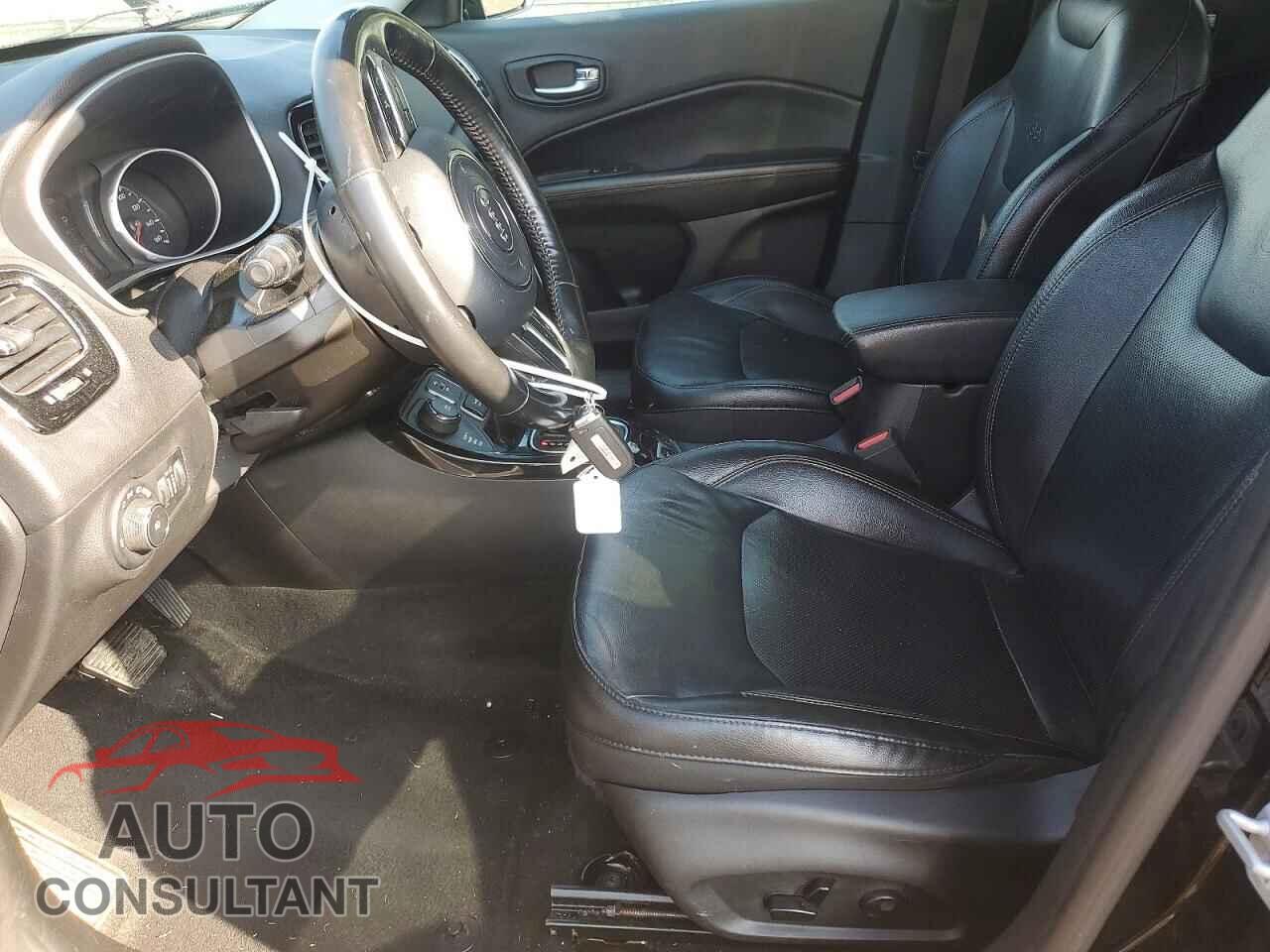 JEEP COMPASS 2018 - 3C4NJDCB5JT456300