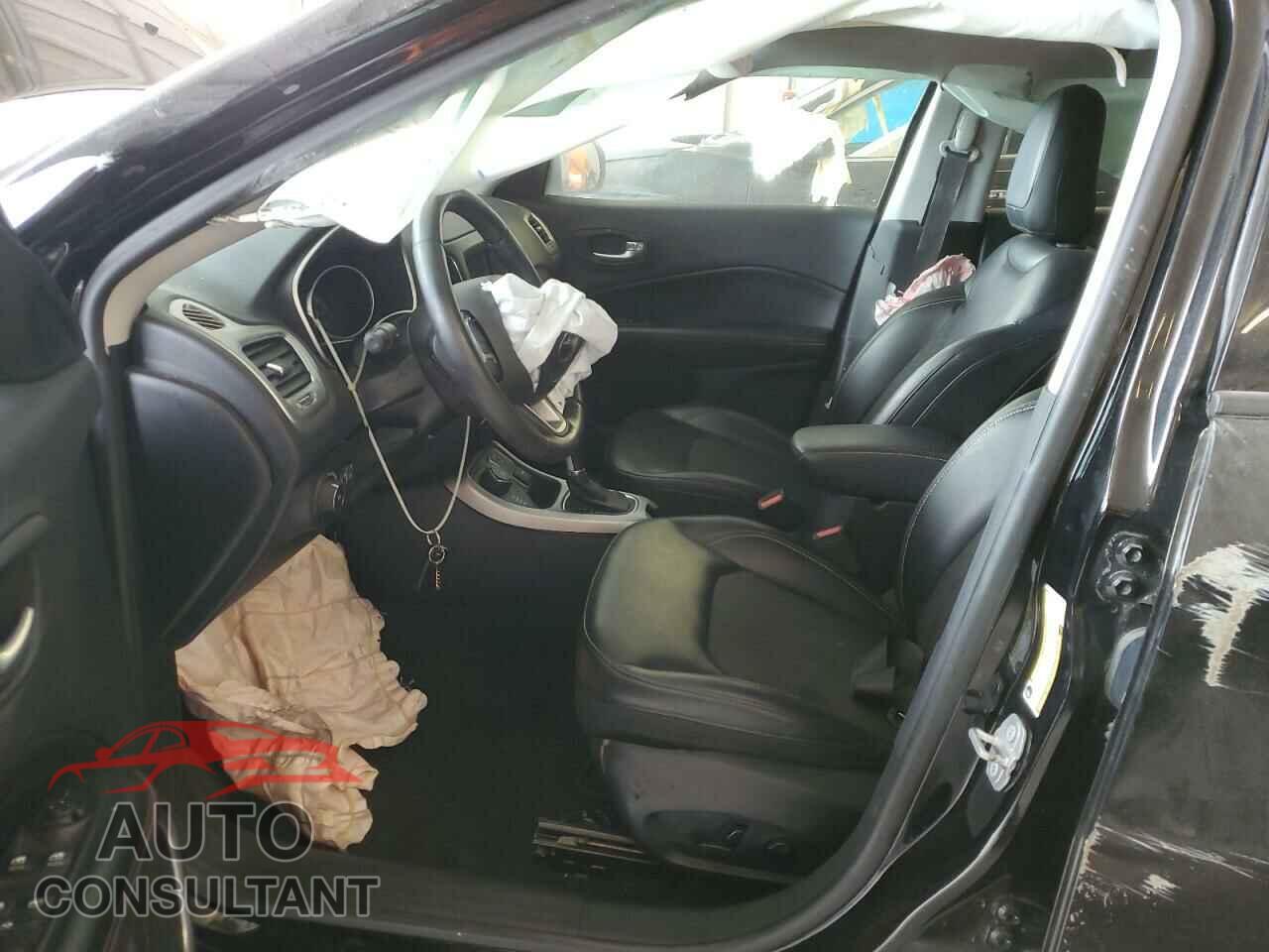 JEEP COMPASS 2018 - 3C4NJDBB2JT373473