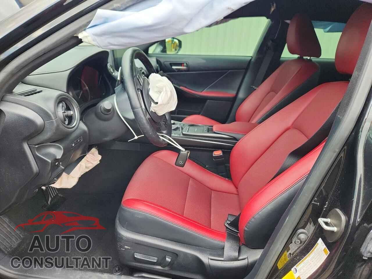 LEXUS IS 2025 - JTHBZ1B27S5086365
