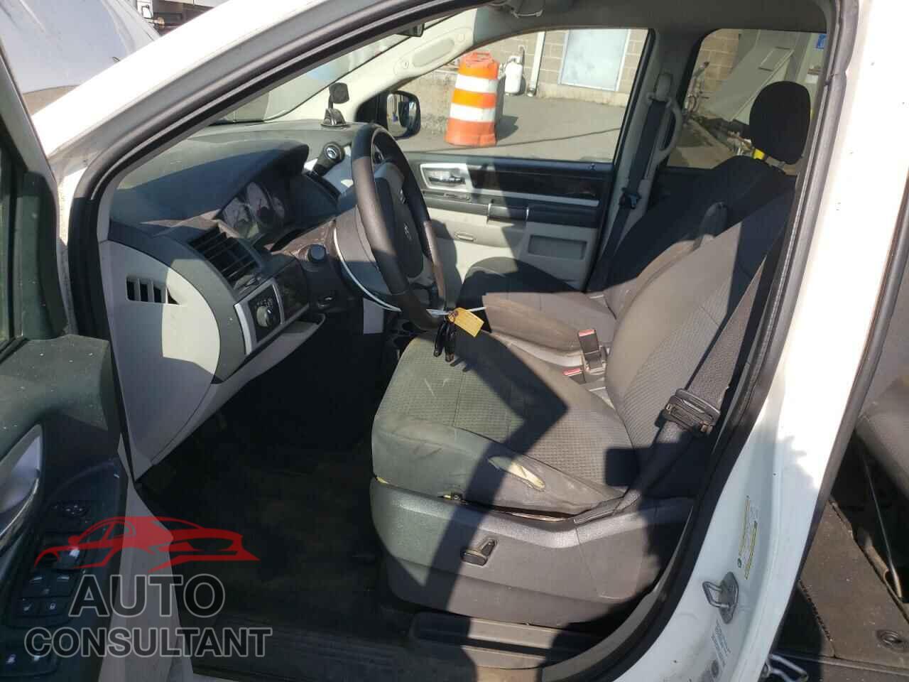 DODGE CARAVAN 2010 - 2D4RN5D14AR201967