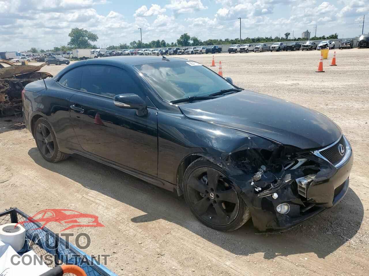 LEXUS IS 2011 - JTHFF2C29B2515361