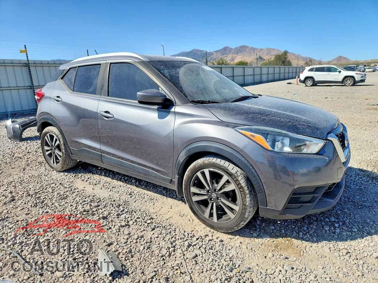 NISSAN KICKS 2019 - 3N1CP5CU3KL519864