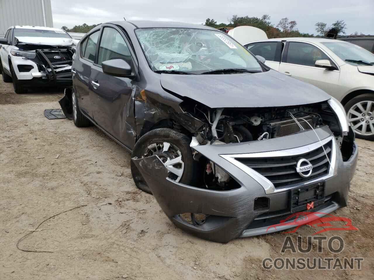 NISSAN VERSA 2018 - 3N1CN7AP2JL826004