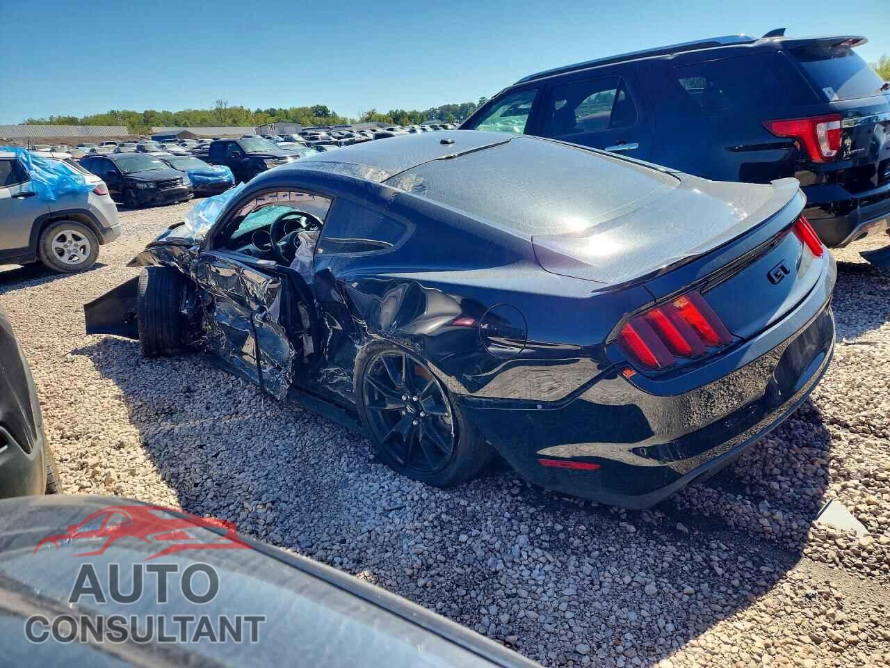 FORD MUSTANG 2023 - 1FA6P8CF7H5312454