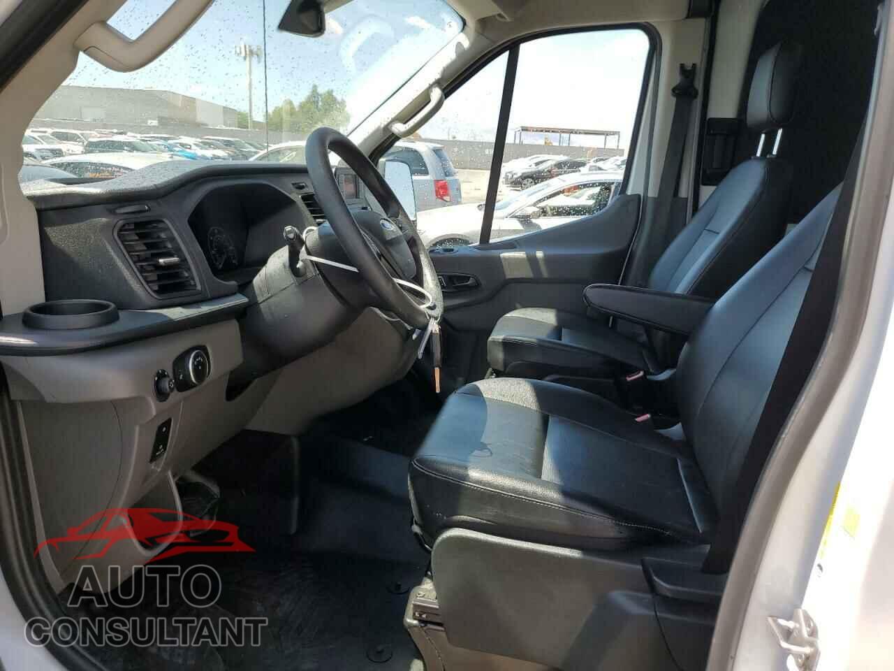 FORD TRANSIT 2023 - 1FTBR2C82PKC00372