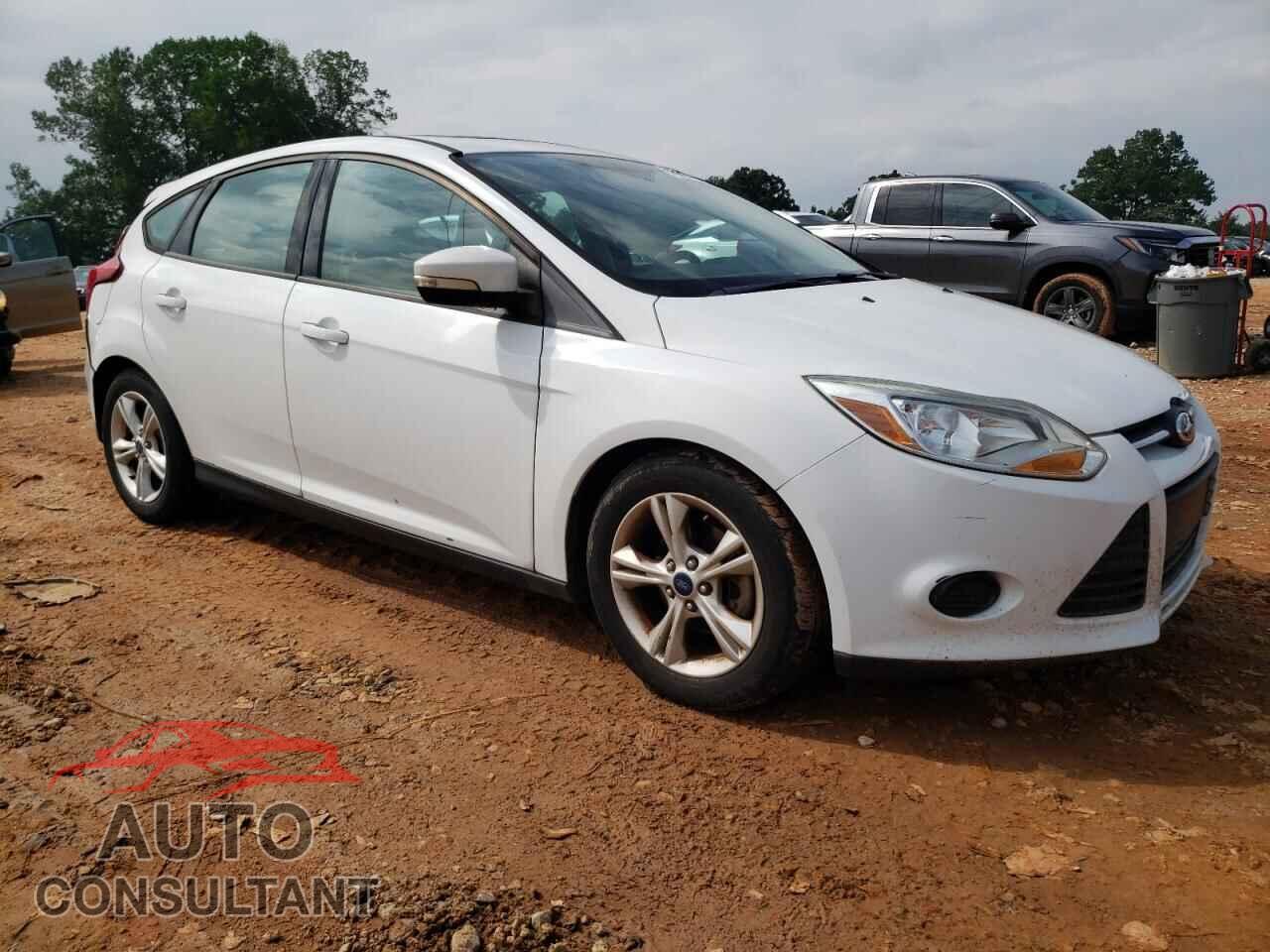 FORD FOCUS 2014 - 1FADP3K26EL402999