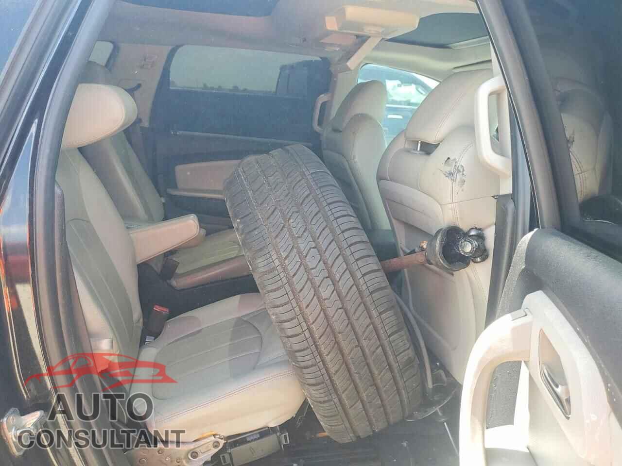 CHEVROLET TRAVERSE 2012 - 1GNKRLED2CJ401230