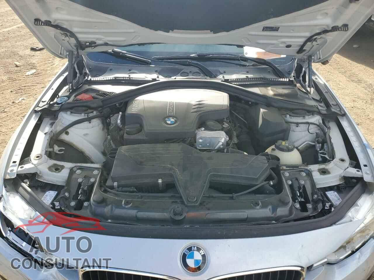 BMW 3 SERIES 2016 - WBA8E3G51GNU04877