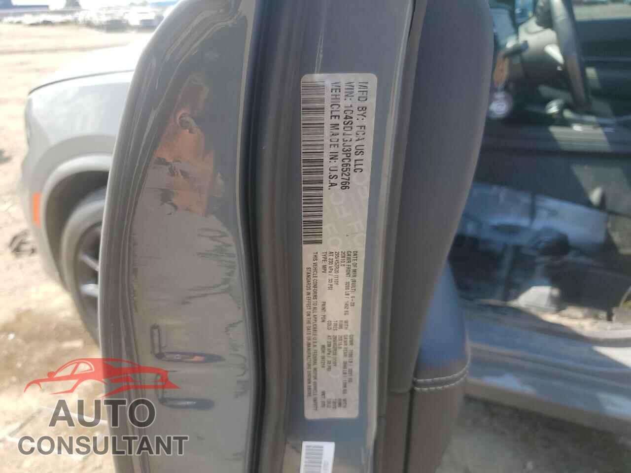 DODGE DURANGO 2023 - 1C4SDJGJ3PC652766