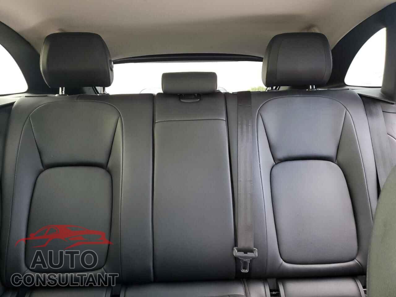 JAGUAR F-PACE 2017 - SADCJ2BN2HA089384