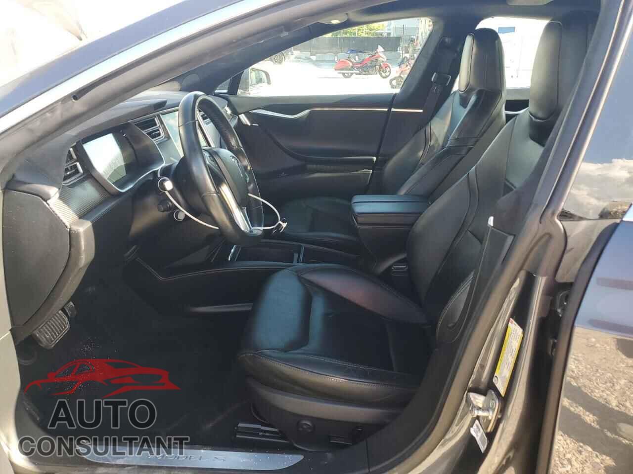 TESLA MODEL S 2016 - 5YJSA1E21GF160440