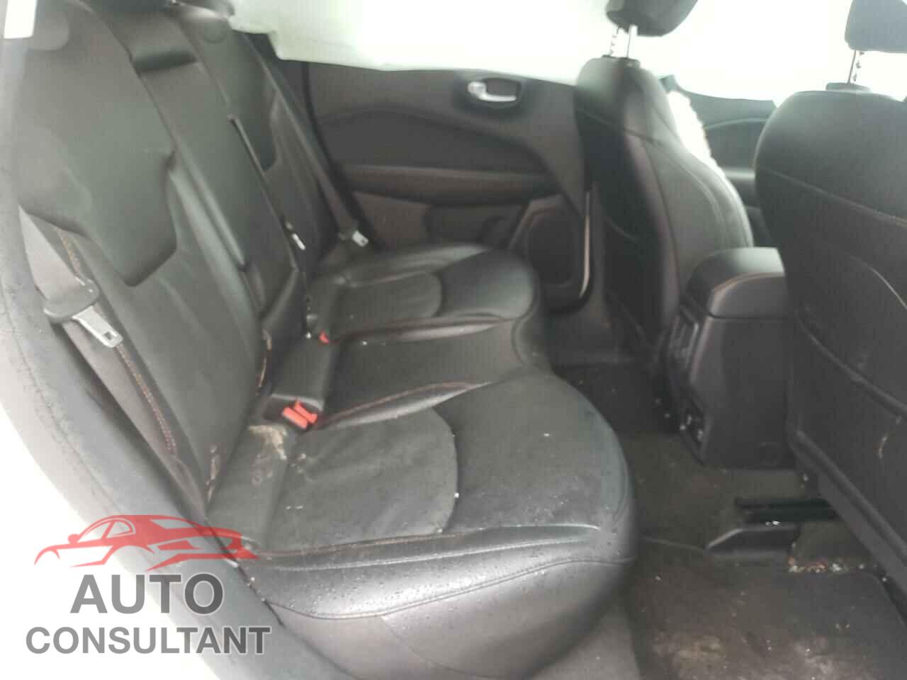 JEEP COMPASS 2021 - 3C4NJDCB3MT529507