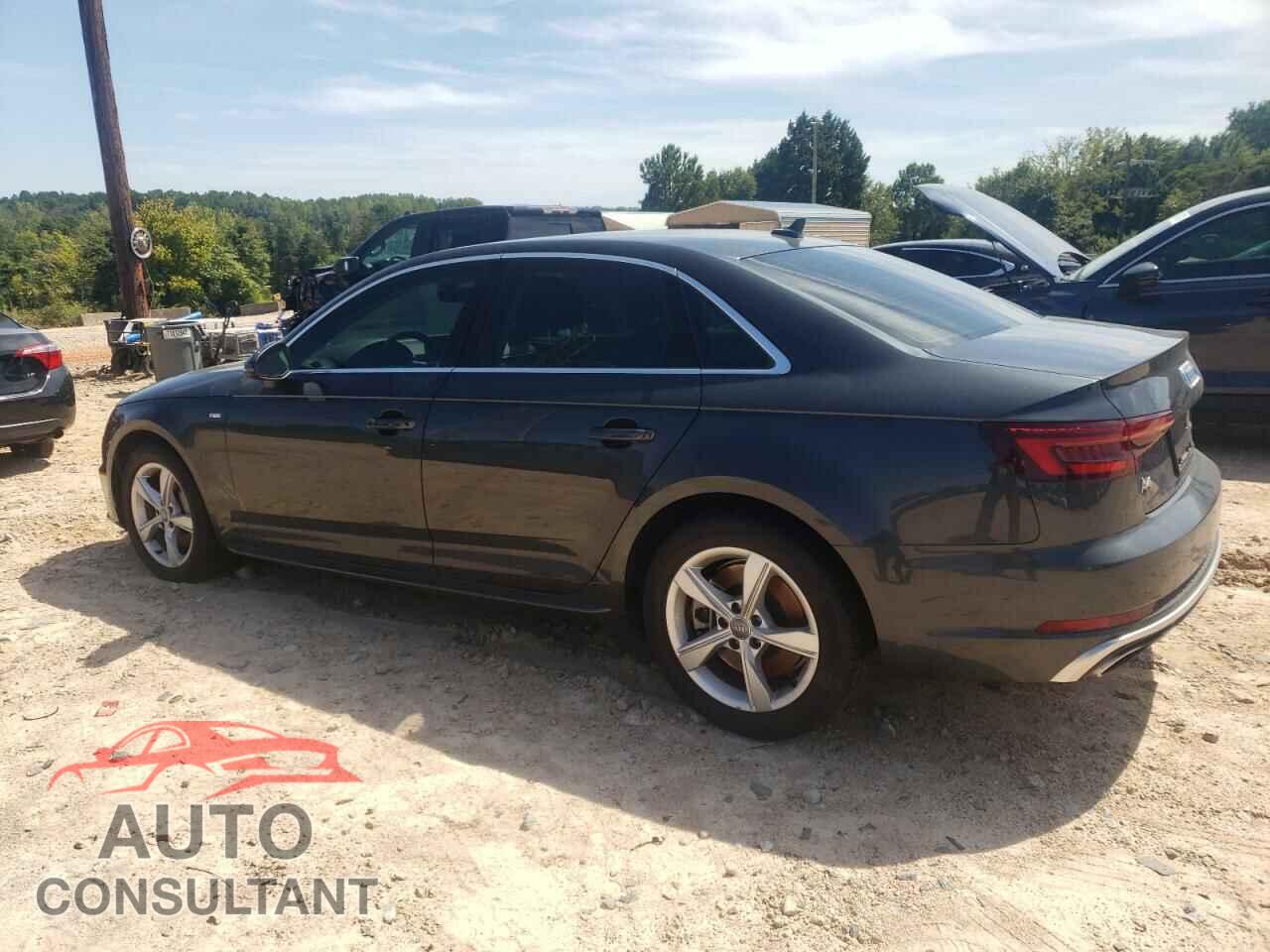 AUDI A4 2019 - WAUDNAF48KA030893