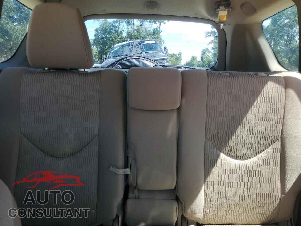 TOYOTA RAV4 2011 - 2T3ZF4DV7BW102042