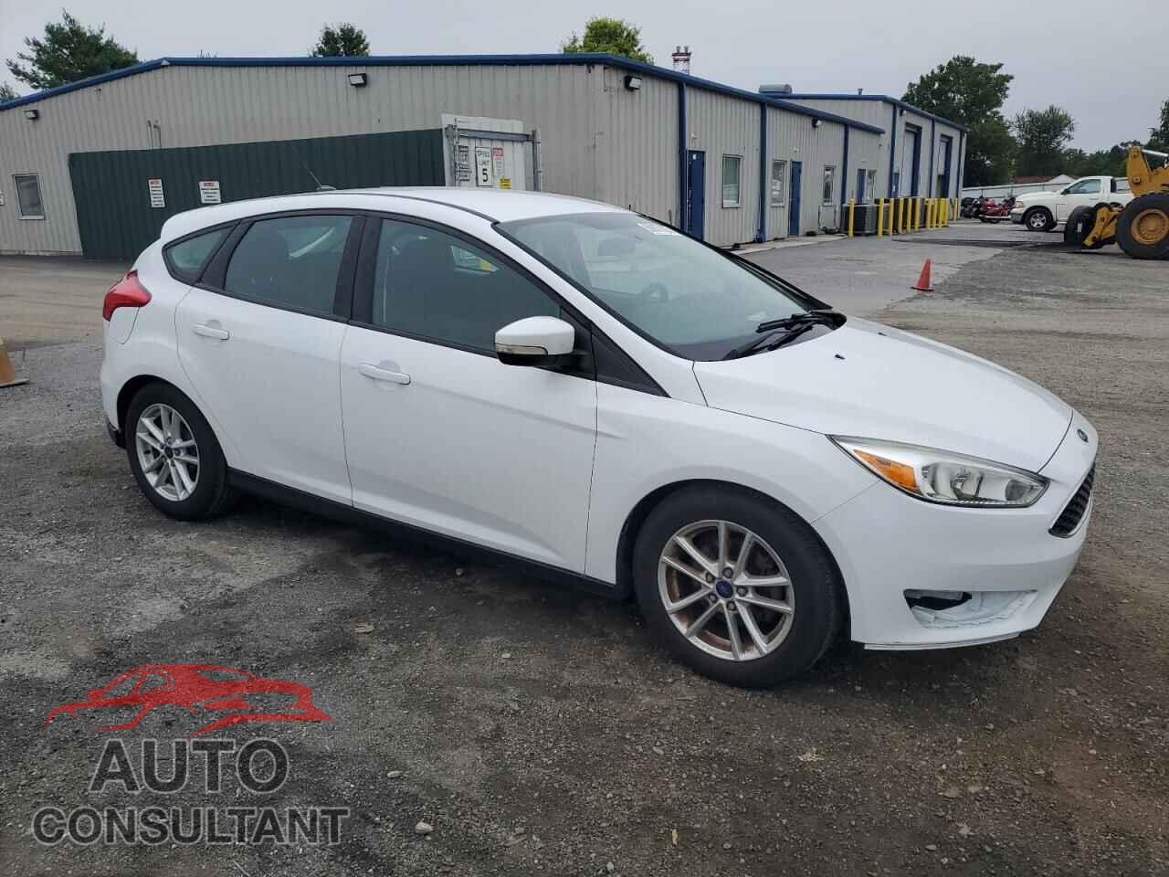 FORD FOCUS 2016 - 1FADP3K28GL383634