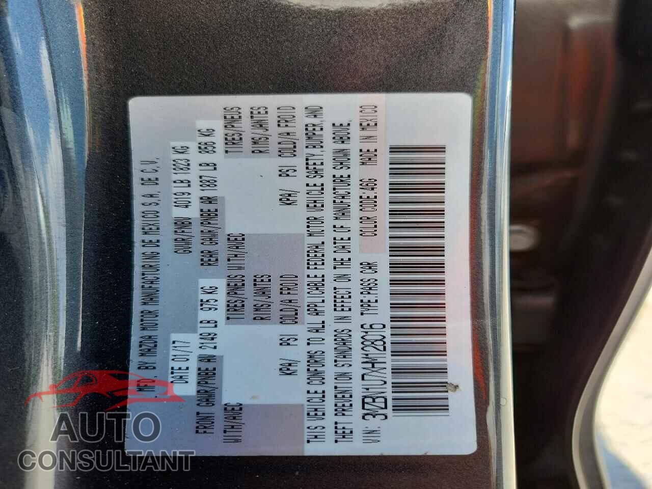 MAZDA 3 2017 - 3MZBN1U7XHM128016