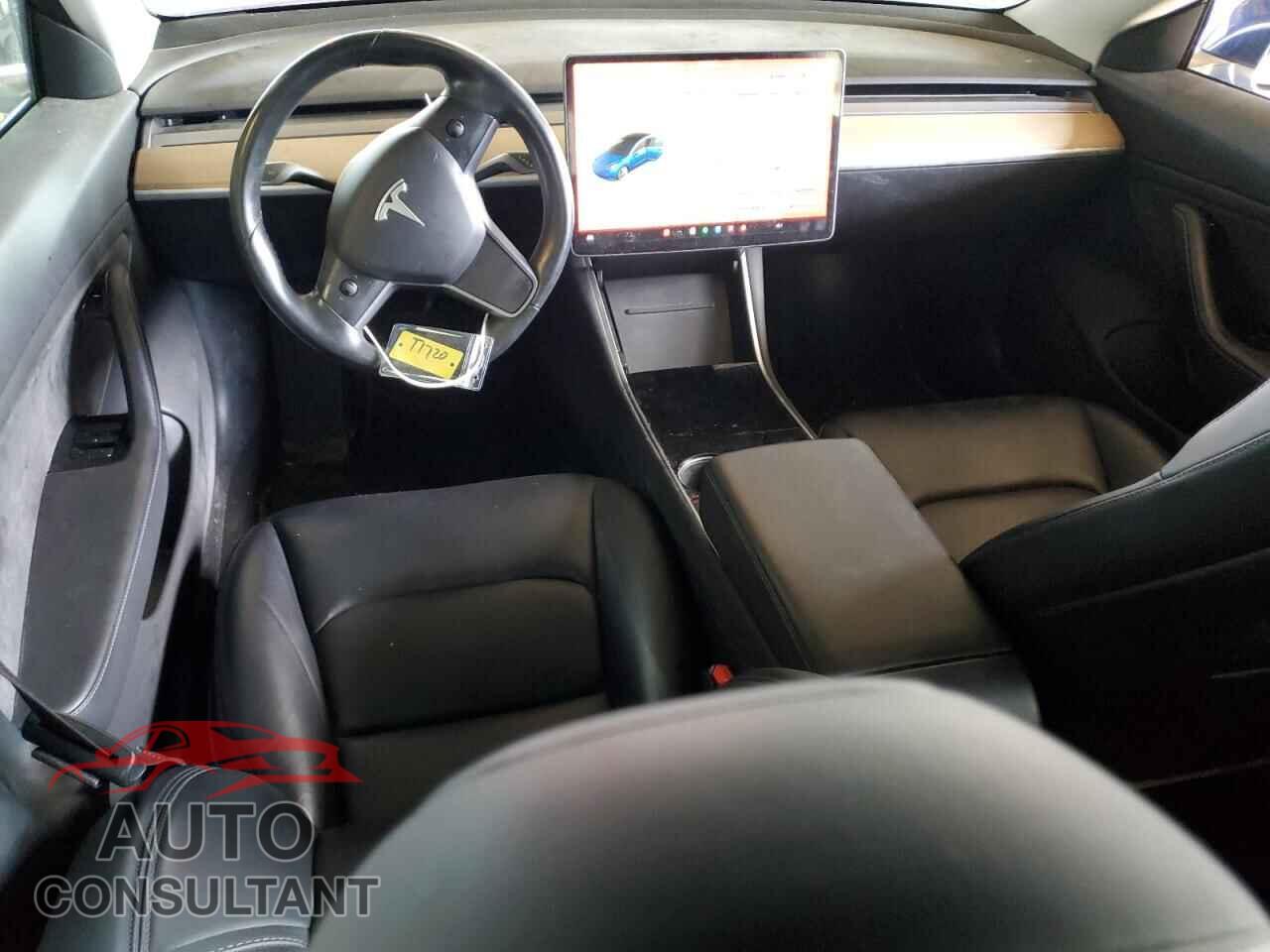 TESLA MODEL 3 2018 - 5YJ3E1EA5JF047193