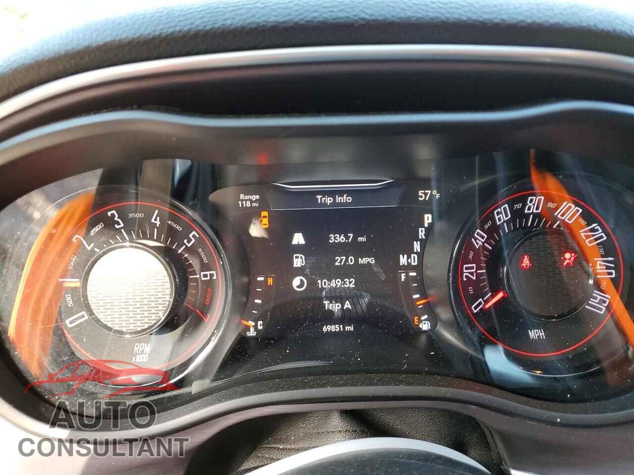 DODGE CHALLENGER 2018 - 2C3CDZGG6JH220303
