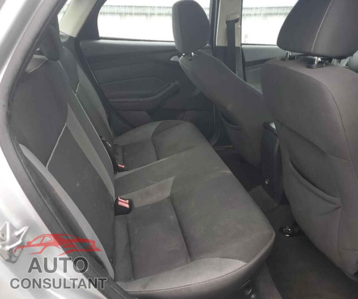 FORD FOCUS 2014 - 1FADP3F26EL244433