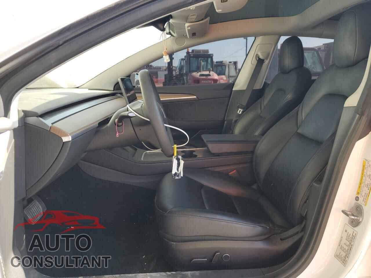 TESLA MODEL 3 2021 - 5YJ3E1EA2MF997936
