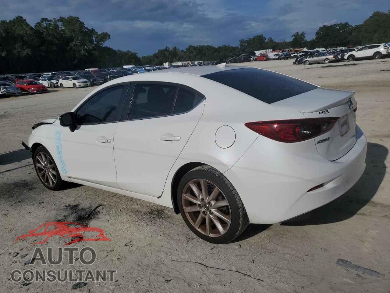 MAZDA 3 2017 - 3MZBN1V77HM132166