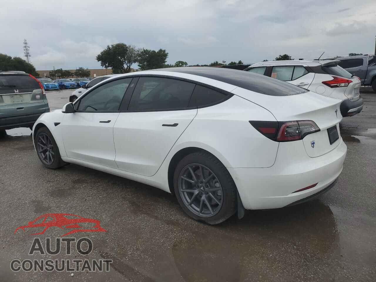 TESLA MODEL 3 2021 - 5YJ3E1EA8MF857860