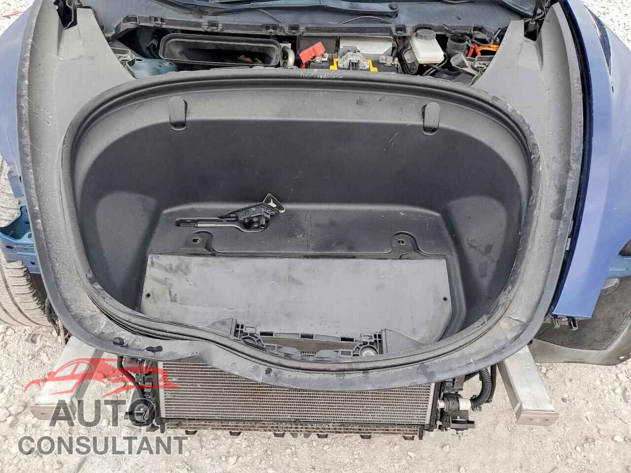 TESLA MODEL 3 2018 - 5YJ3E1EA5JF032550
