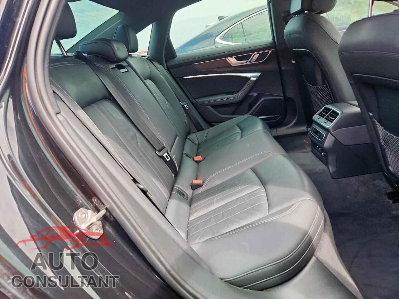 AUDI A6 2019 - WAUL2AF21KN060667