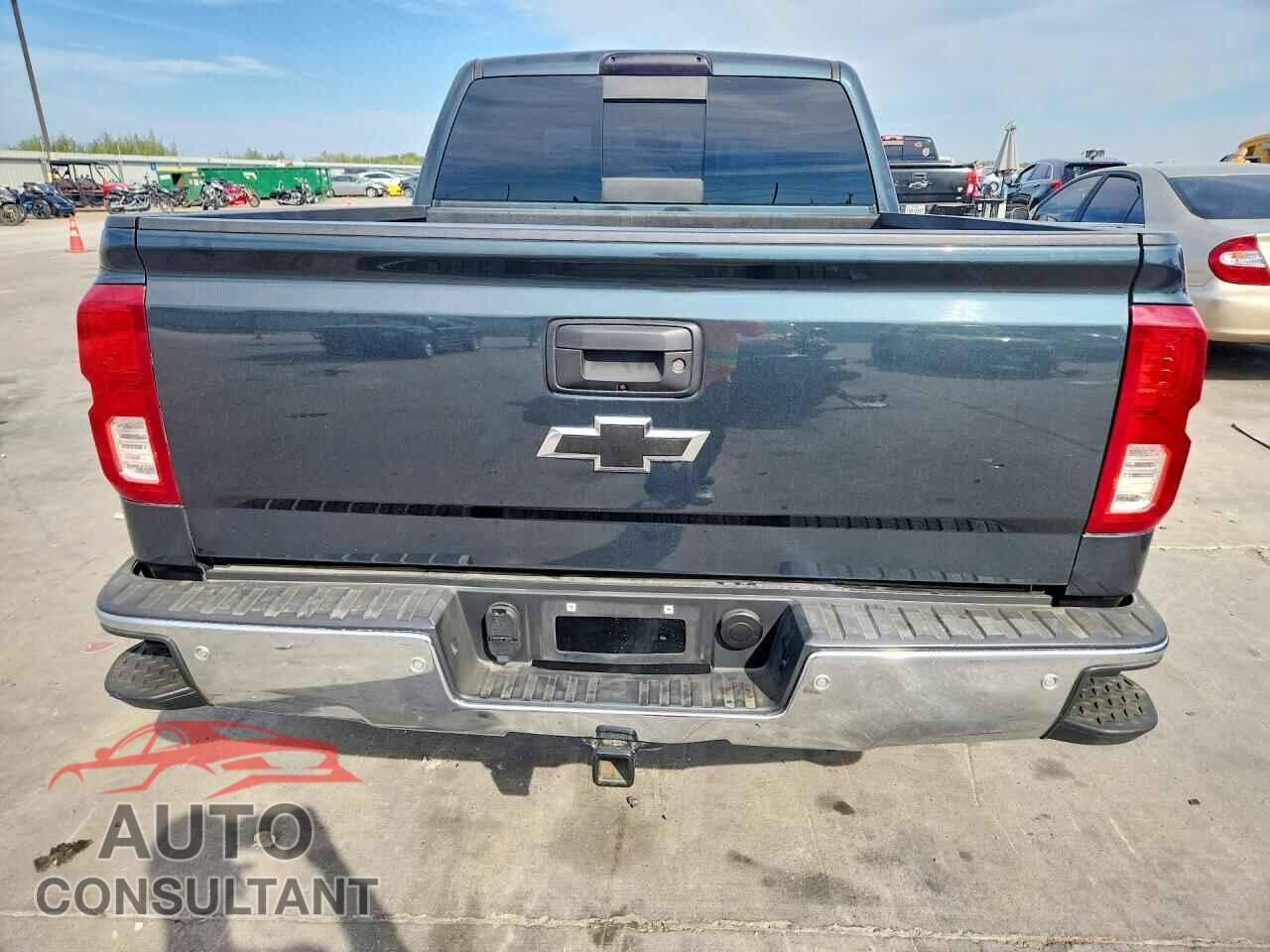 CHEVROLET SILVERADO 2018 - 3GCPCSEC1JG558330