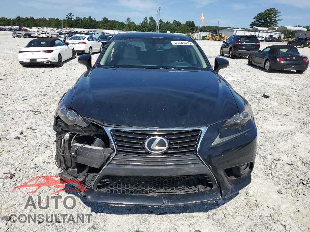 LEXUS IS 2014 - JTHBE1D27E5001747