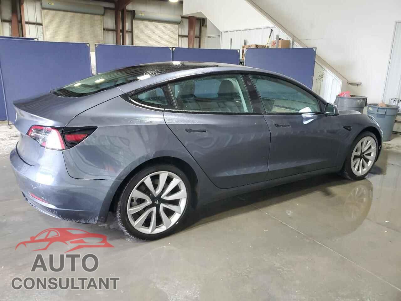 TESLA MODEL 3 2022 - 5YJ3E1EA4NF372472