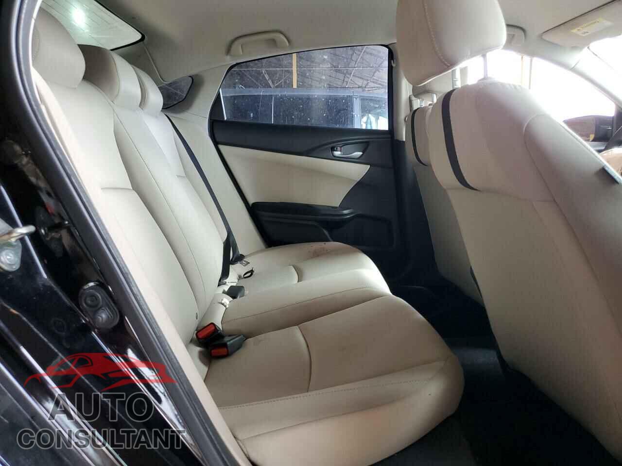HONDA CIVIC 2017 - 19XFC2F57HE006865